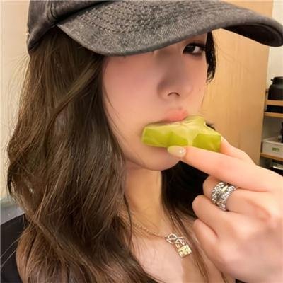 两个伊莲娜